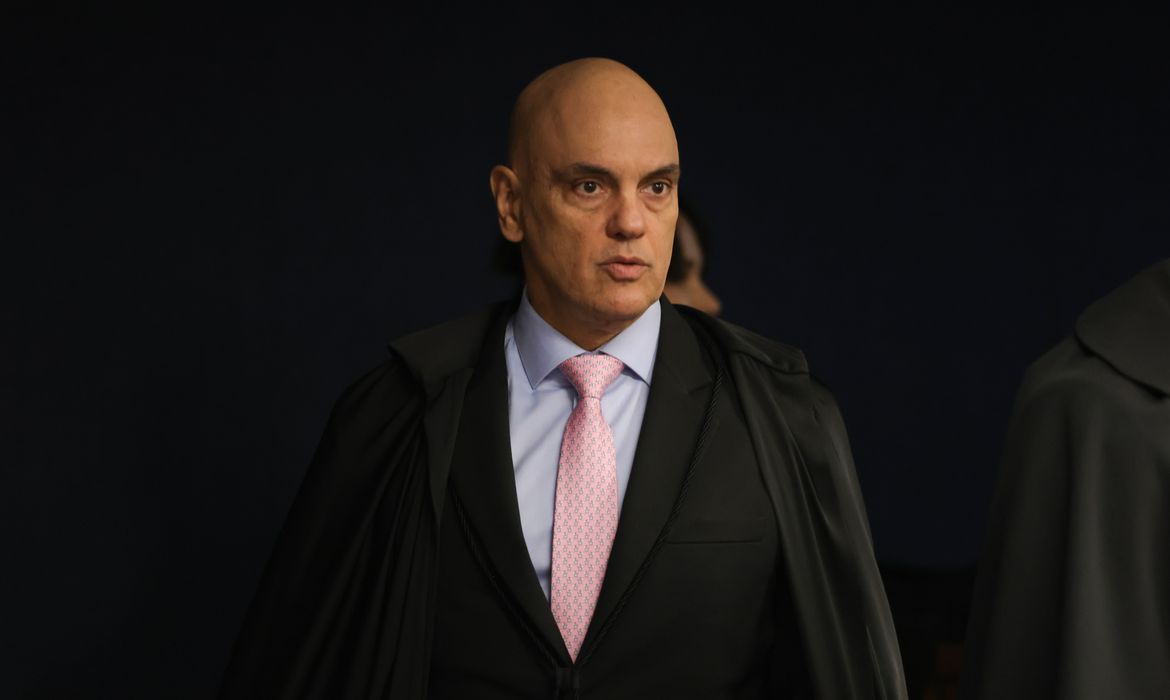 Castro e Moraes discutem operação e retomada de territórios no Rio