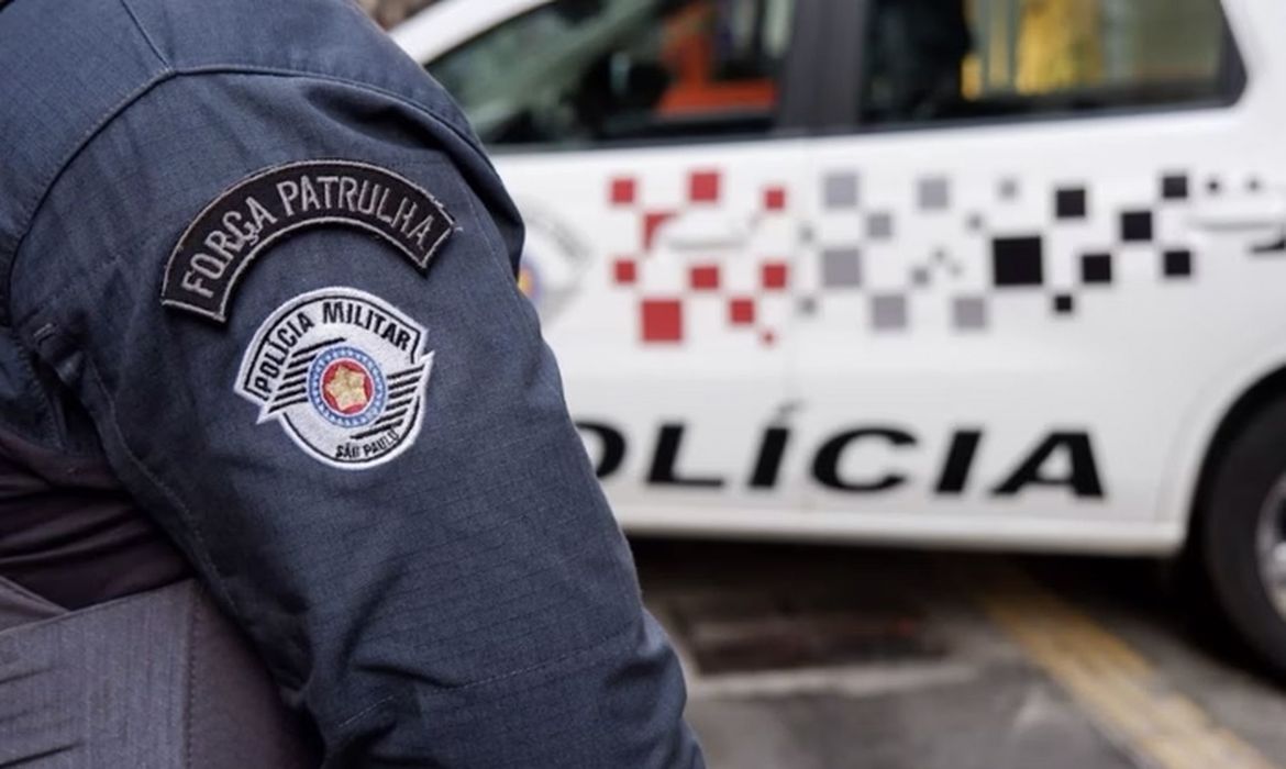 Gasto com polícia é quase 5 mil vezes maior do que com ex-presidiários