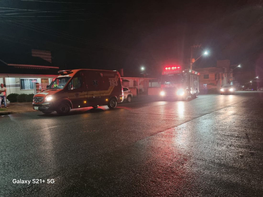 Condutora de 25 anos também foi encaminhada ao hospital após apresentar quadro de agitação e pressão alta