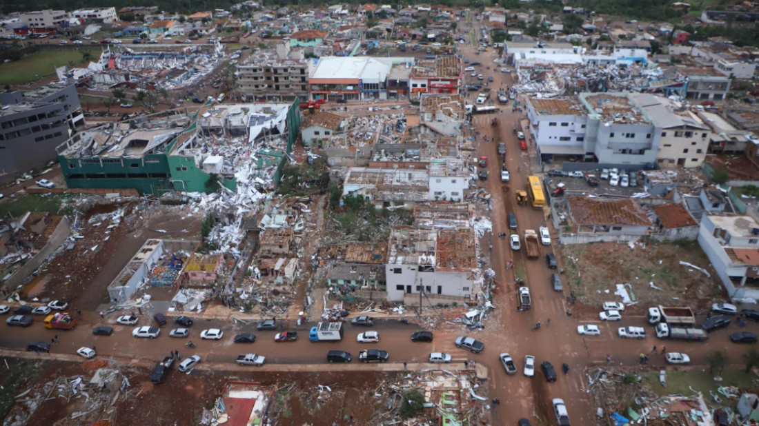 Destruição em Rio Bonito do Iguaçu.