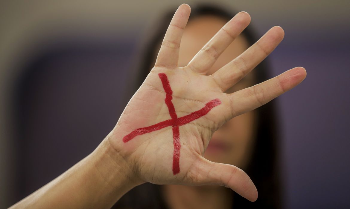 OMS: 840 milhões de mulheres no mundo foram alvo de violência