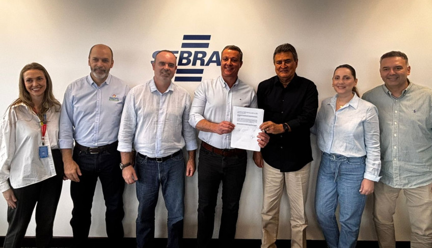 Sebrae/SC e Piracanjuba formalizam parceria para impulsionar cadeia do leite no Oeste Catarinense