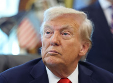 Trump diz em rede social que espaço aéreo da Venezuela está fechado