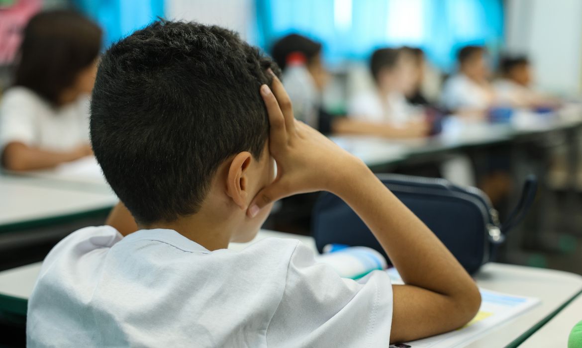 Educação hoje está cada vez mais no sujeito, diz orientadora