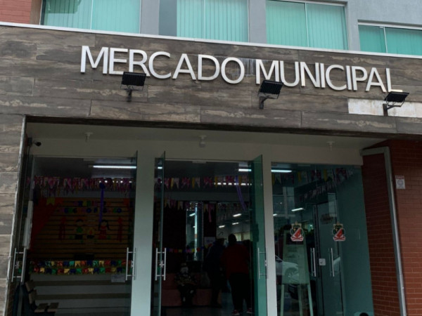 Tanto no dia 24 de dezembro, quanto no dia 31 de dezembro, o atendimento ser&aacute; das 6h &agrave;s 12. 