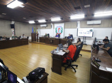 Vereadores pedem transpar&ecirc;ncia e revis&atilde;o de indeferimentos no Concurso P&uacute;blico