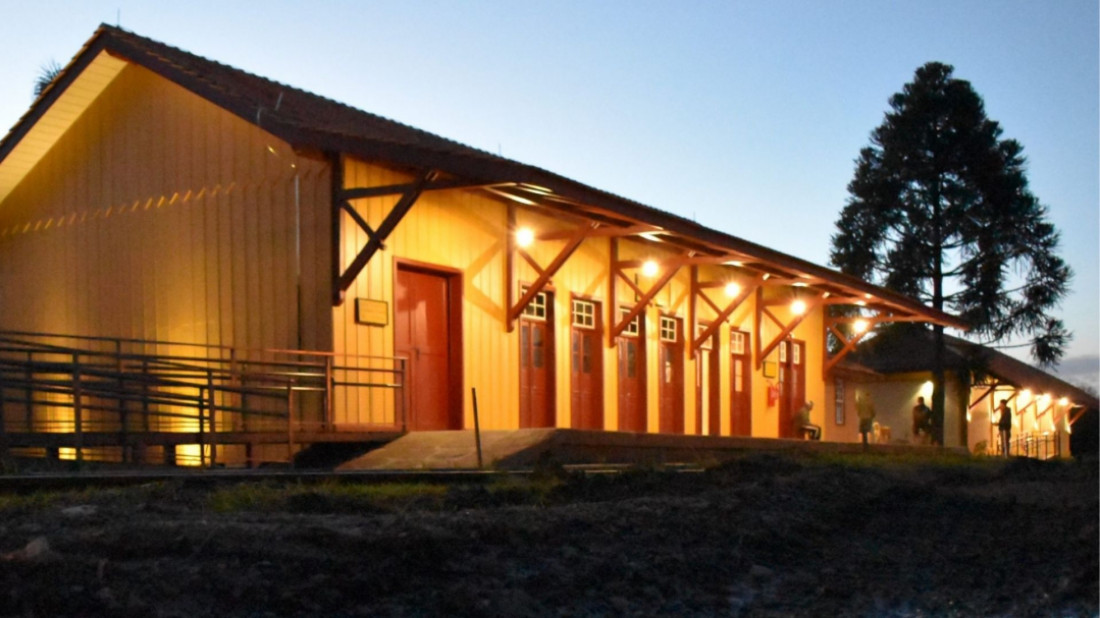 Uma tarde de alegria, magia e muita diversão preparada especialmente para as crianças.
