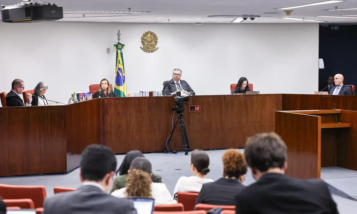 Réus do Núcleo 2 da trama golpista recebem penas entre 8 e 26 anos 