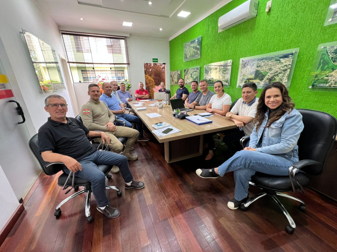 Equipe define primeiros passos da Expo Três Barras