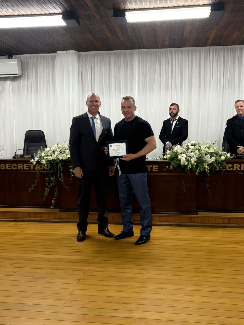 Dr. Odair Jos&eacute; Camargo recebeu T&iacute;tulo de Cidad&atilde;o Honor&aacute;rio de Canoinhas