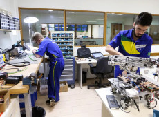 MEC regulamenta programa que fortalece forma&ccedil;&atilde;o profissional