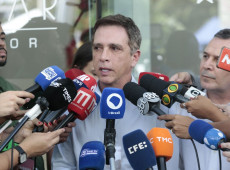 Bolsonaro deve ter alta nesta quinta e retornar &agrave; cela na PF