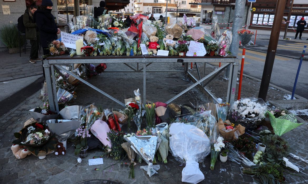 Suíços enfrentam dolorosa tarefa de identificar vítimas de incêndio