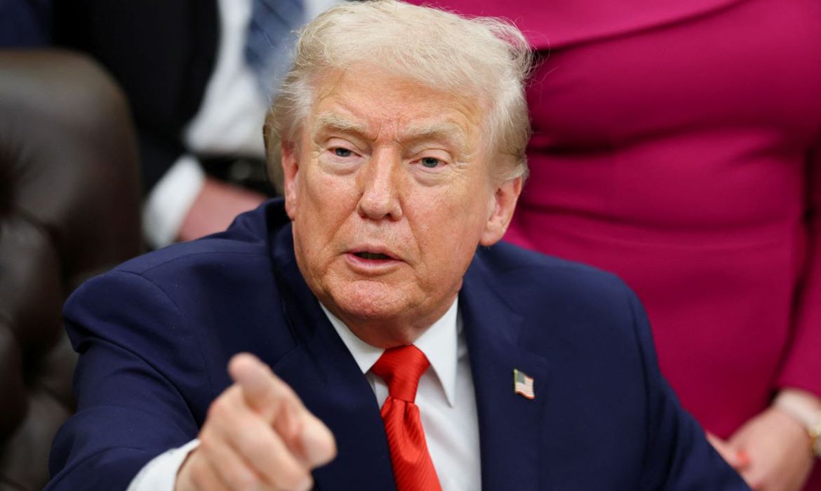 Trump diz que Estados Unidos estão prontos para ajudar o Irã