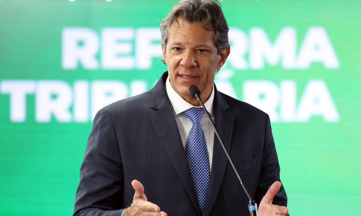 Haddad estima déficit primário de 2025 em 0,1% do PIB