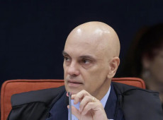 Moraes determina transfer&ecirc;ncia de Bolsonaro para Papudinha