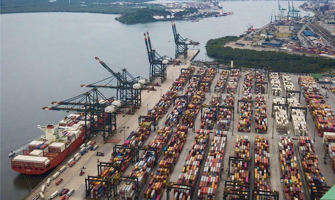 Porto de Santos registrou em 2025 maior movimentação de sua história