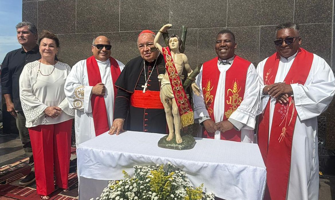 Rio de Janeiro comemora hoje padroeiro com missas e procissão 