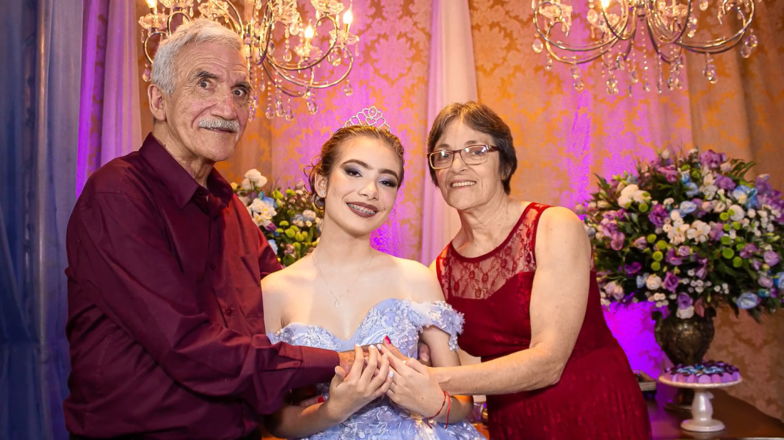 Hoje, Waldemar carrega no rosto as marcas do tempo, mas no olhar carrega a serenidade de quem sabe-se importante.