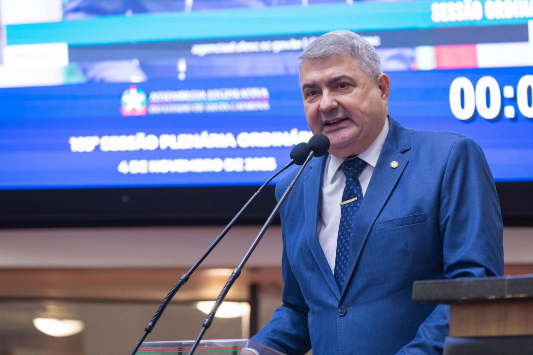 Ant&iacute;dio Lunelli que cria a certifica&ccedil;&atilde;o estadual dos bingos beneficentes em Santa Catarina.