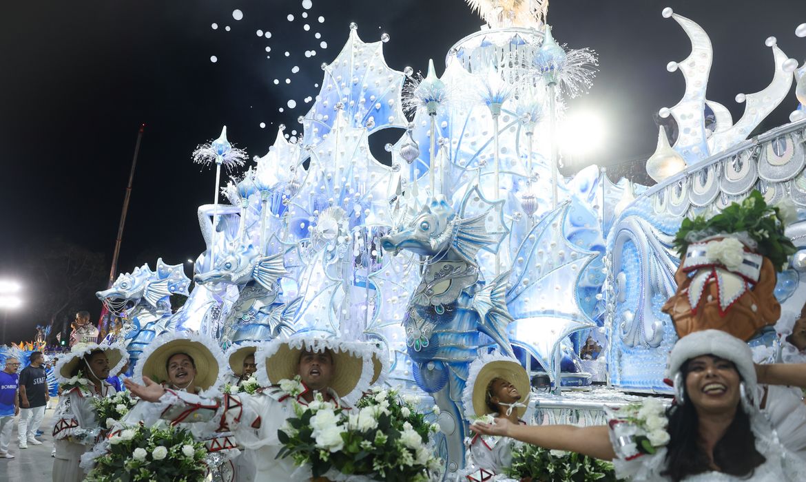 Beija-Flor de Nilópolis inova no carnaval 2026 e usa impressoras 3D