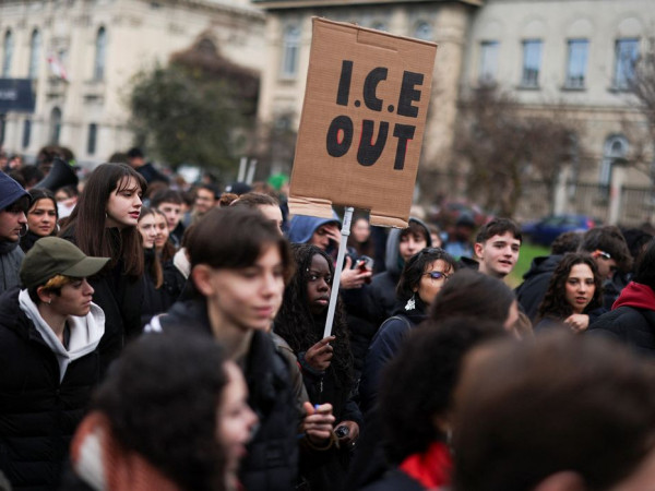 Protestos contra ICE ocorrem em Mil&atilde;o antes da abertura da Olimp&iacute;ada