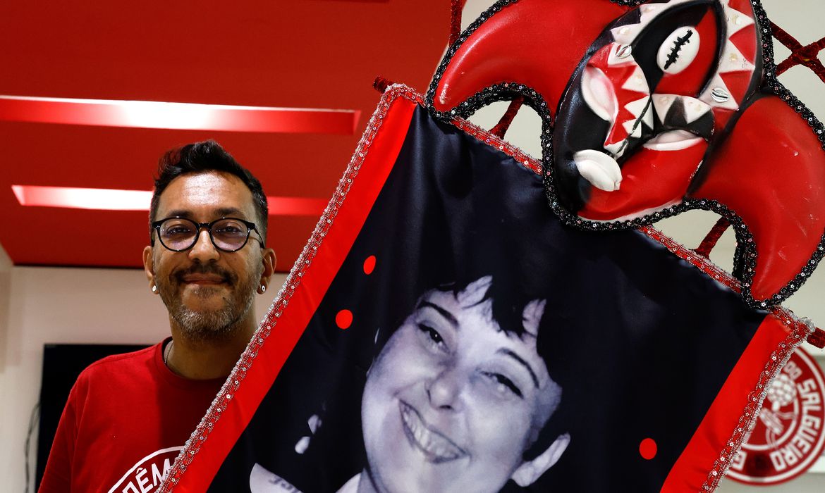 Homenagem do Salgueiro a Rosa Magalhães fechará desfiles de 2026