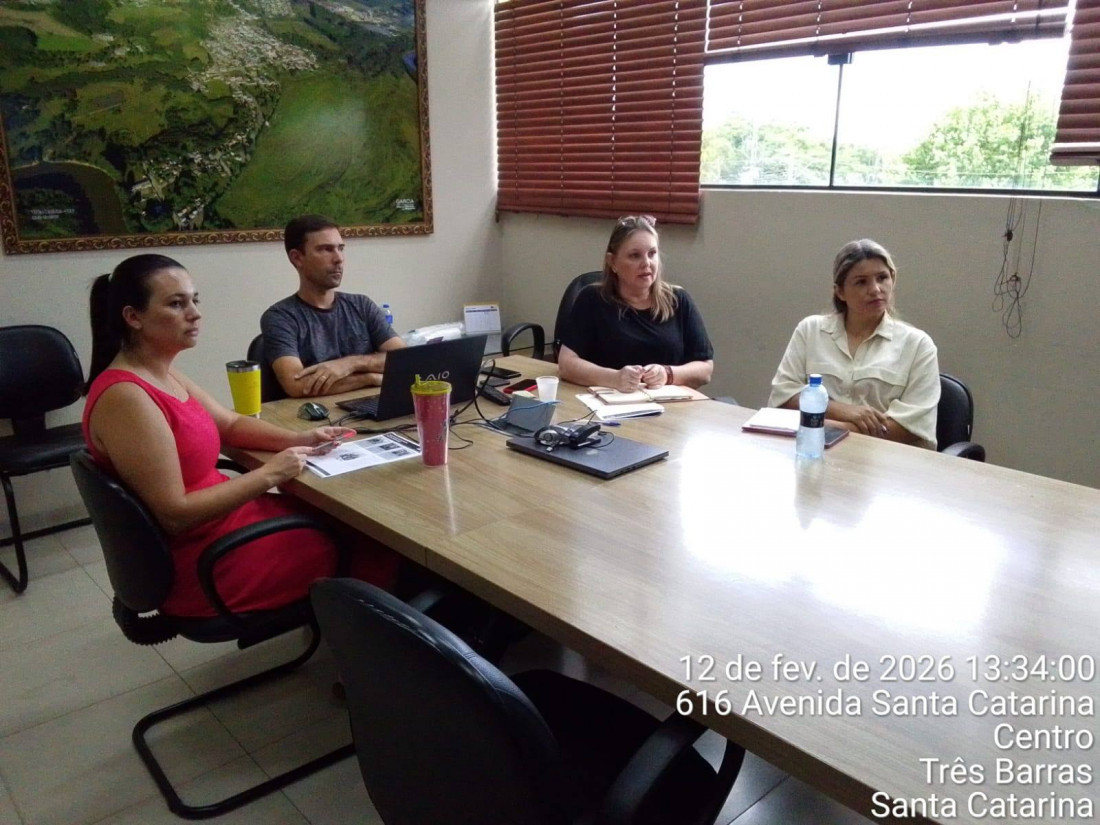 Em reuni&atilde;o com a Caixa, Prefeitura avan&ccedil;a na elabora&ccedil;&atilde;o do Diagn&oacute;stico Habitacional de Tr&ecirc;s Barras