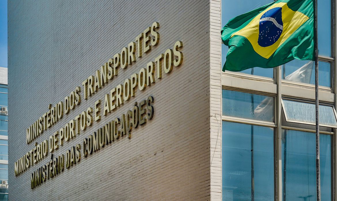 Ministério libera transmissões das Tvs da EBC e da Rede Legislativa 