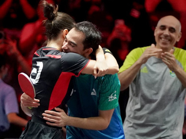 "Calderashi" bate dupla n&uacute;mero 1 e fatura t&iacute;tulo no Smash de Singapura