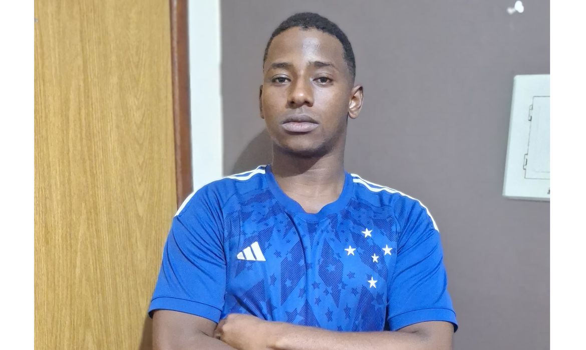 "Eu só fui: ex-soldado salva criança em inundação em Juiz de Fora