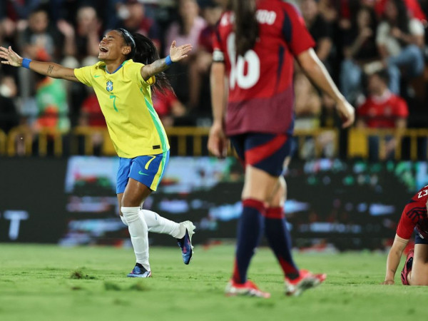Sele&ccedil;&atilde;o feminina derrota Costa Rica em primeiro amistoso de 2026
