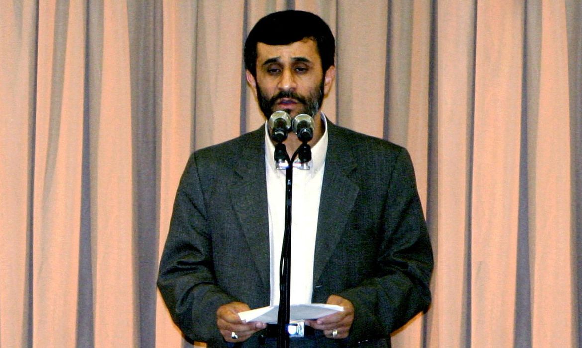 Bombardeio a Teerã mata ex-presidente iraniano Mahmoud Ahmadinejad