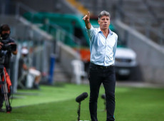 Vasco anuncia acerto com o t&eacute;cnico Renato Ga&uacute;cho