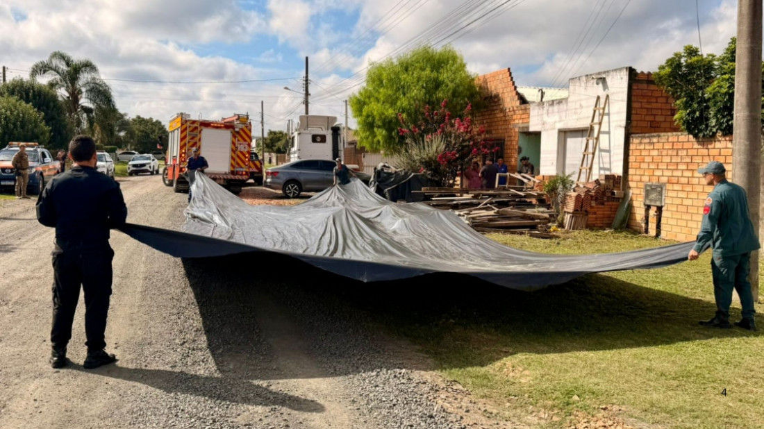  Coordenado pelo Governo do Estado, por meio da Secretaria de Estado da Proteção e Defesa Civil (SPDC), 294 municípios realizaram treinamentos com suas equipes.