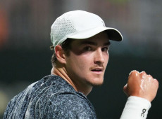 Jo&atilde;o Fonseca estreia bem e ter&aacute; Kahachanov pela frente em Indian Wells