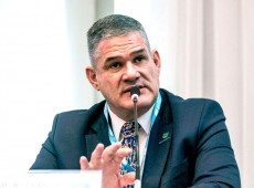 Presidente da CBAt cr&ecirc; em recorde de p&oacute;dio no atletismo em Los Angeles