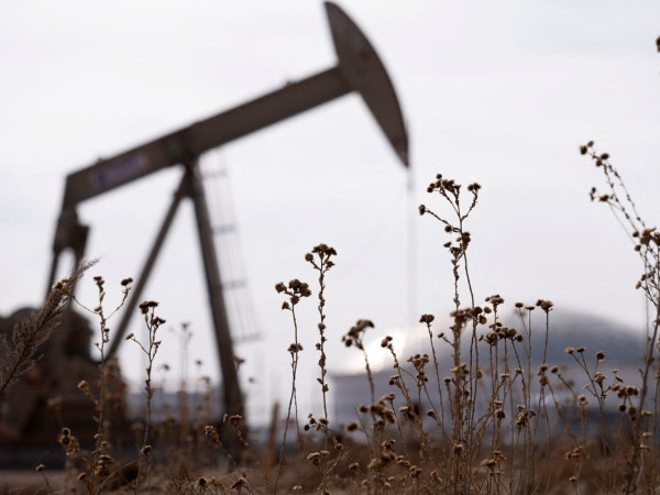 Pa&iacute;ses decidem liberar reservas de petr&oacute;leo em meio &agrave; guerra no Ir&atilde;