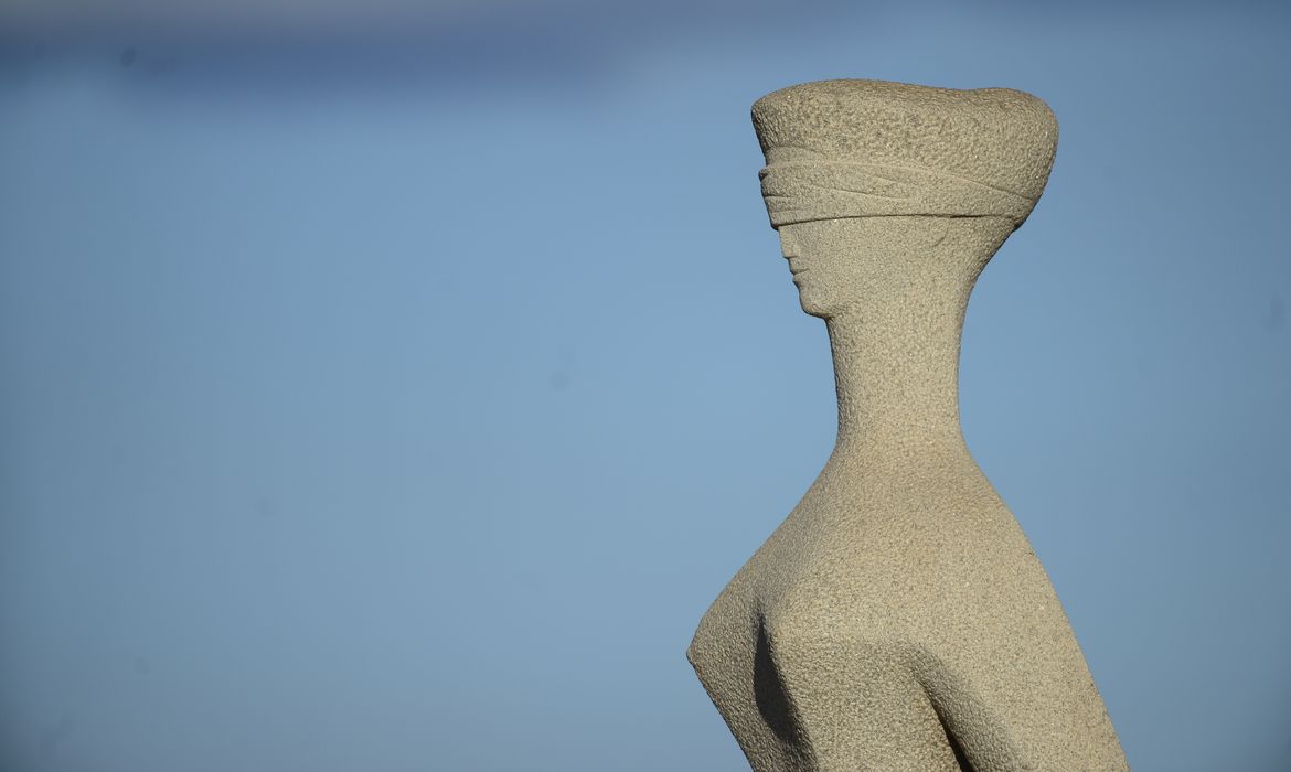 Moraes manda prender ex-integrantes da cúpula da PMDF