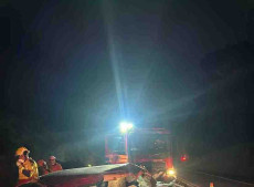 Pista da BR-116 &eacute; totalmente interditada