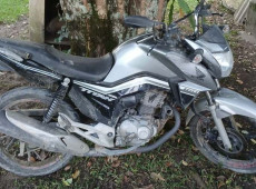 Jovem de 25 anos apresentava suspeita de traumatismo craniano e ferimentos pelo corpo; conduzia moto sob efeito de &aacute;lcool