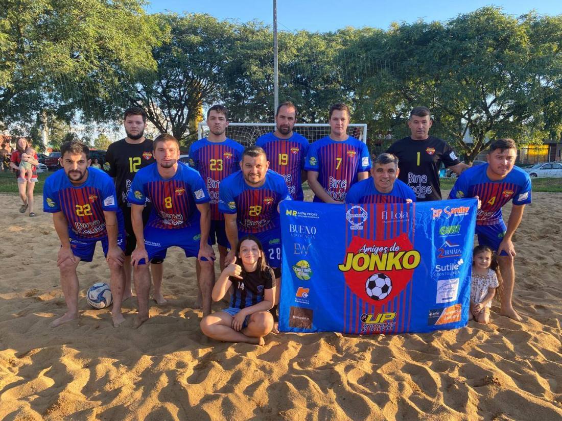 Goleada e Viradas! Quartas de Final do Futebol de Areia de Três Barras Incendeiam a Torcida