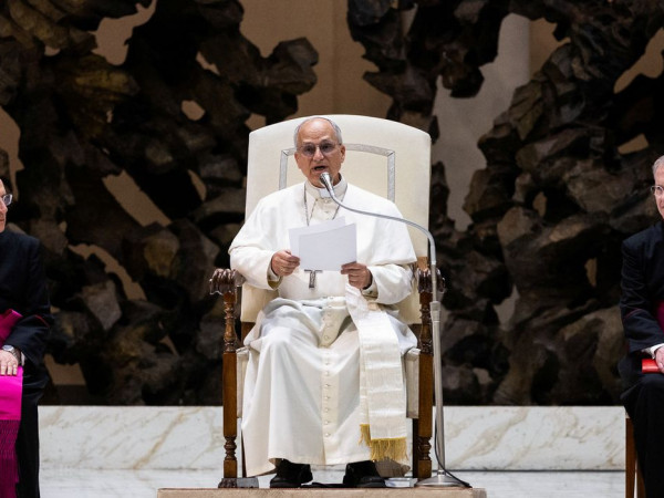 Papa Le&atilde;o chama guerra no Oriente M&eacute;dio de "esc&acirc;ndalo" para humanidade