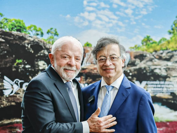 Lula e Petro defendem fortalecimento do multilateralismo regional