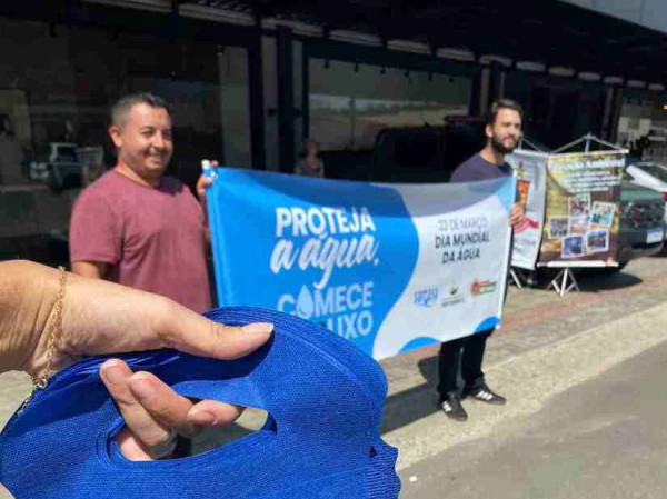 A&ccedil;&atilde;o de conscientiza&ccedil;&atilde;o no dia da &aacute;gua em Tr&ecirc;s Barras