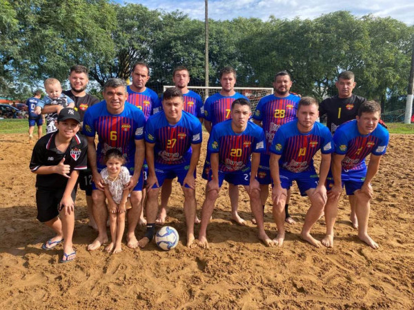 Futebol de Areia em Tr&ecirc;s Barras: ADCR e Amigos dos Jonko na Grande Final!
