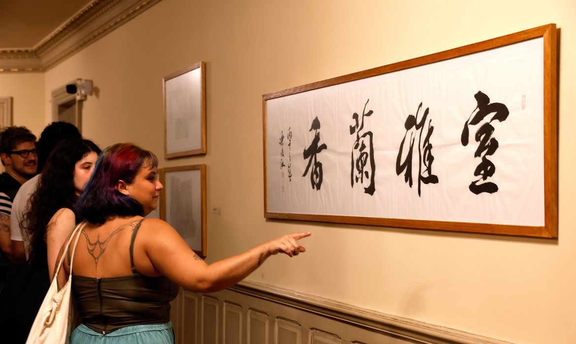 Exposição no Theatro Municipal celebra Ano Cultural China-Brasil