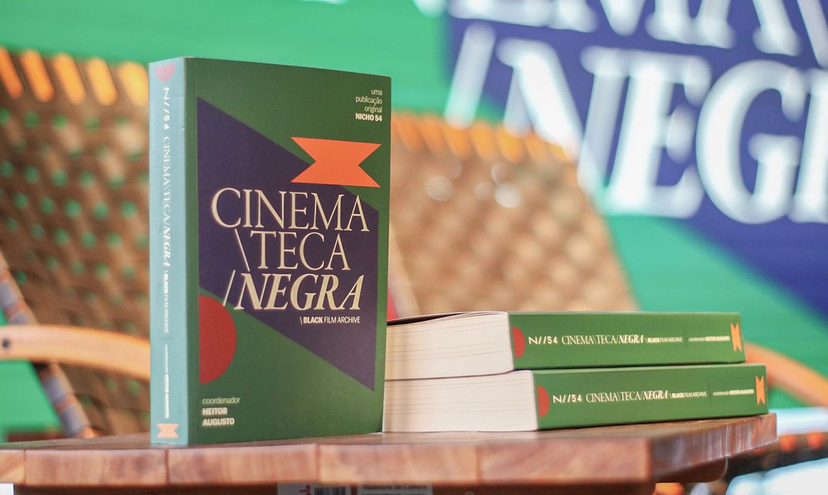 Cinemateca Negra reúne mais de mil filmes e amplia dados sobre cinema 