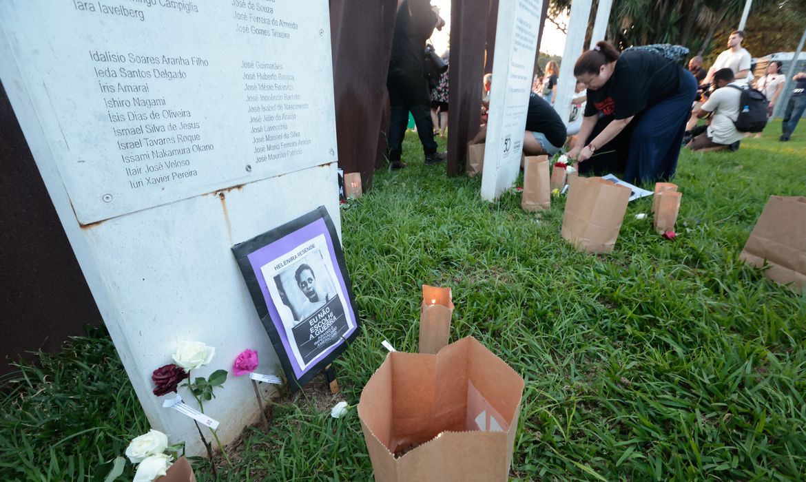 Não posso parar, diz ativista que perdeu familiares na ditadura