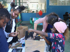 Evocar ra&iacute;zes culturais dos alunos transforma a aula, diz pesquisador